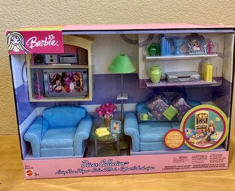 Barbie House 2000s, Barbie Playsets 90s, Barbie Living Room, Barbie Doll Houses, Barbie Decor, 2000s Barbie, Barbie Chelsea Doll, Barbie House Furniture, Barbie Playsets