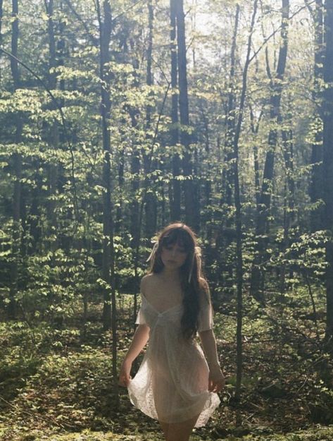 Fairy Aesthetic Clothes, Forest Fairy Aesthetic, Terrence Loves You, Earth Fairy, Fairy Forest, Fairy Aesthetic, Photographie Inspo, Grunge Fairy, Baguio