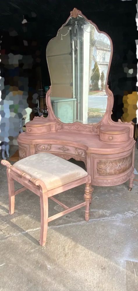 SOLD***Absolutely Gorgeous Bedroom Vanity With A Stool | eBay 70s Vanity, Princess Vanity, Pink Room Aesthetic Vintage, Pink Maximalist Bedroom, Pink Vintage Room, Dream Vanity, Shabby Chic Vanity, Pink Vanity, Grunge Room