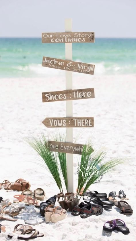 Beach Wedding Signs, Diy Beach Wedding, Simple Beach Wedding, Dream Beach Wedding, Beachy Wedding, Boho Beach Wedding, Rustic Wedding Signs, Beautiful Beach Wedding, Beach Wedding Inspiration