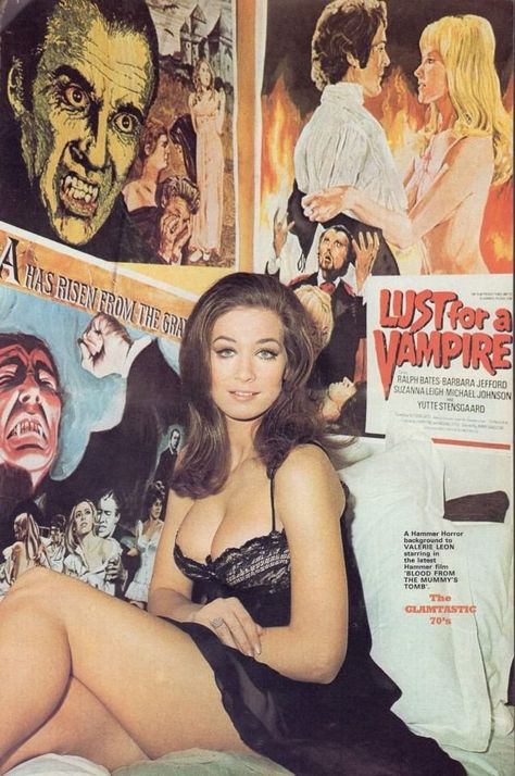 Valerie Leon, Hammer Horror Films, Arte Pin Up, Hammer Horror, Hammer Films, Old Movie, Retro Horror, Horror Posters, Horror House