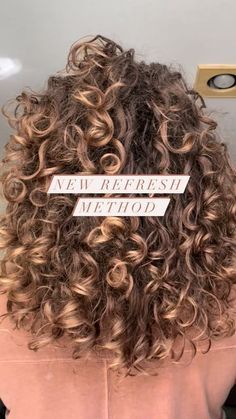 Diy Curls, Hair Steamers, Read Caption, Natural Hair Mask, How To Curl Short Hair, Couple Things, Hairdos For Short Hair, Curly Girl Method