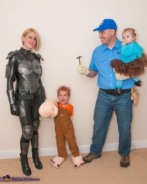 Erica: We pieced all of these together, except for Sgt Calhoun. I made my costume with EVA foam, a heat gun & some spray paint. I'm wearing a zentai suit as... Wreck It Ralph Family Costumes, Wreck It Ralph Halloween, Wreck It Ralph Costume, Costumes Homemade, Halloween Costumes To Make, Easy Diy Costumes, Costume Works, Family Theme, Homemade Costumes