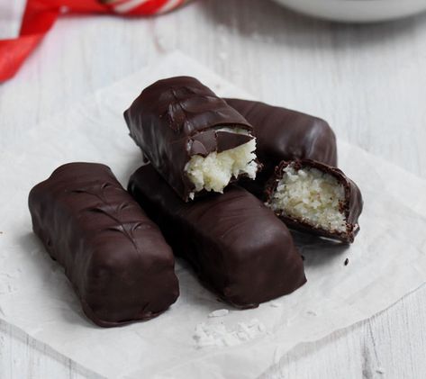 Homemade Dark Chocolate Coconut Bounty Bars – Scientifically Sweet Best Moist Chocolate Cake, Moist Chocolate Cake Recipe, Bounty Bars, Homemade Dark Chocolate, Coconut Candy, Coconut Chocolate, Bar Recipe, Moist Chocolate Cake, Chocolate Coconut