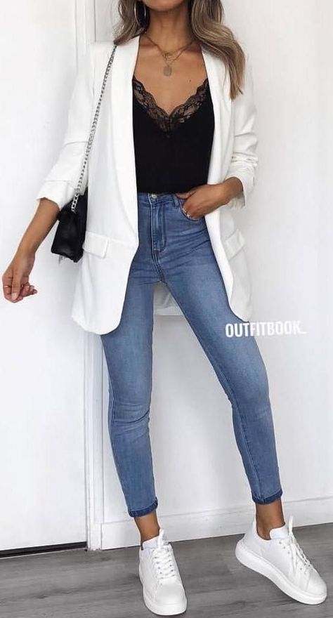 What if You Still Love the Skinny Jeans? | The Thrill of the hunt Ținute Business Casual, Populaire Outfits, Outfit Jeans, Ținută Casual, Modieuze Outfits, Elegantes Outfit, Pinterest Outfits, Blazer Outfits, Outfits Casual