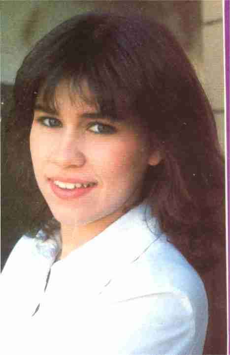 Nancy McKeon Nancy Mckeon, Lisa Whelchel, Dana Plato, Weird Girl, 80s Actors, Life Cast, Female Cop, Tv Photo, Game Shows