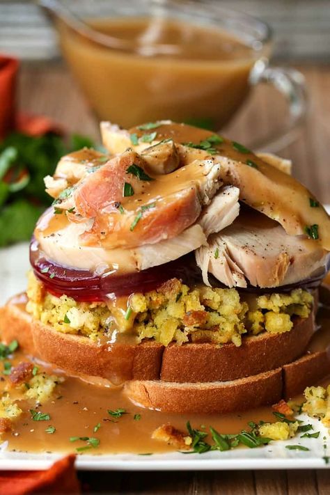 Hot Turkey Sandwich, Turkey Sandwich Recipes, Open Face Turkey Sandwich, Leftover Turkey Sandwich, Turkey Sandwich Thanksgiving, Homemade Turkey Soup, Hot Turkey Sandwiches, Turkey Sandwiches Recipes, Turkey Gravy Recipe