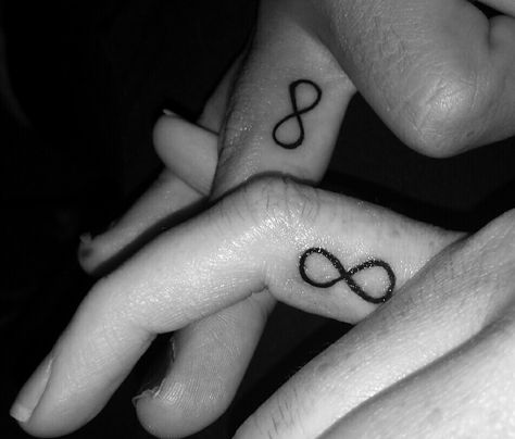 My matching best friend infinity tattoo. Tiny finger tattoo. #toinfinityandbeyond Eternity Tattoo, Tiny Finger Tattoos, Tattoo Tiny, Infinity Tattoos, Pretty Tattoos For Women, Finger Tattoo, Cute Tattoos For Women, Infinity Ring, Friend Tattoos