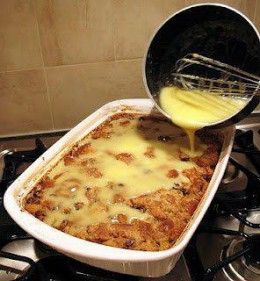 Grandma's Old- Fashioned Bread Pudding w/ Vanilla Sauce -- white bread, raisins, milk, butter, sugar, eggs, vanilla, nutmeg;  sauce: butter, sugar, brown sugar, heavy cream, vanilla Bread Pudding Recipe With Vanilla Sauce, Bread Pudding With Vanilla Sauce, Puding Roti, Old Fashioned Bread Pudding, كريم كراميل, Vanilla Sauce, Bread Pudding Recipe, Think Food, Dessert Dishes