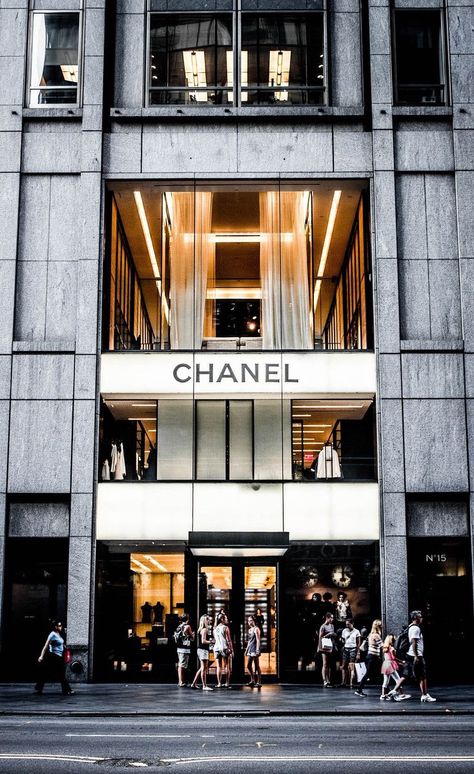 NYC Chanel store #newyork #nyc New York Shopping Aesthetic, Nyc Manifestation, Chanel New York, Storm Images, New York Shopping, 5th Avenue New York, Nyc Penthouse, Shop Facade, Nyc Fall