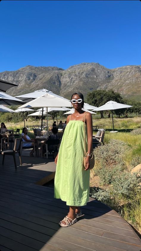 Feminine Vacation Outfits, Vineyard Outfit Black Women, Capetown South Africa Outfits, Vineyard Outfit Summer, Sundress Black Women, Beach Outfit Black Women, Black Feminity, Vineyard Outfit, Cute Casual Dresses