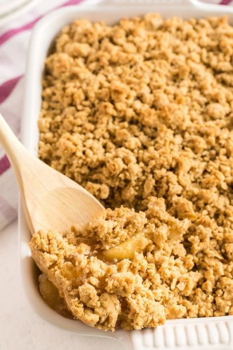 Apple Crisp ~ Easy Recipe Apple Crisp Easy Recipe, Spiced Apple Pie, Apple Crisp Pie, Classic Fall Desserts, Apple Pie Filling Recipes, Apple Pie Recipe Easy, Easy Apple Crisp Recipe, Dessert Pie Recipes, Friendsgiving Food