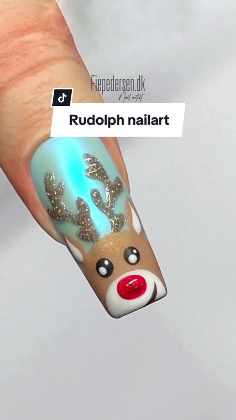 Fiepedersen.dk 🖤 Nail artist on TikTok Simple Nail Art Videos, Quick Nail Art, Xmas Nail Art, Art Deco Nails, Tie Dye Nails, Nail Art Videos, Dean Martin, Instagram Nails, Xmas Nails