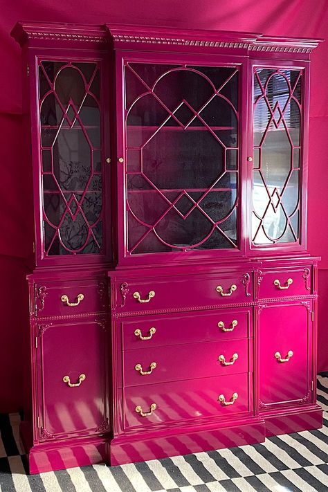 10 Best Painted Vintage China Cabinet Makeovers Painted China Cabinet Ideas, China Cabinet Makeovers, Painted China Hutch, Painted China Cabinet, China Hutch Makeover, Vintage China Cabinet, Wallpaper Cabinets, China Cabinet Makeover, Vintage China Cabinets