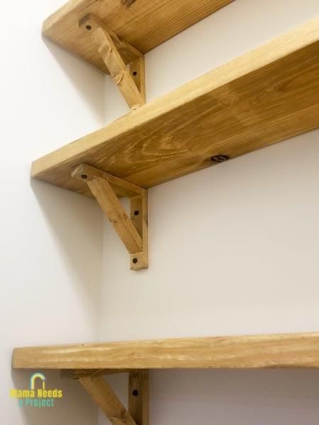 18 DIY Shelf Brackets - How To Build A Shelf Bracket Bracket Ideas, Diy Wooden Shelves, Kitchen Shelf Brackets, Wooden Shelf Brackets, Diy Shelf Brackets, Easy Shelves, Wood Shelf Brackets, Hat Shelf, Diy Wood Shelves