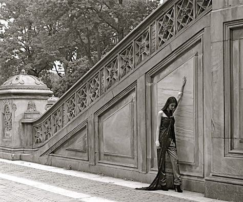 NYC ♥ NYC: Photo Shoot in Bethesda Terrace in Central Park Terrace Staircase, Park Editorial, Prom Photography Poses, Bethesda Terrace, Bethesda Fountain, Town And Country Magazine, Debut Photoshoot, New York City Vacation, Nyc Instagram