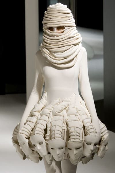 https://www.buzzfeed.com/juliegerstein/outfits-that-are-definitely-not-made-for-real-people Weird Wedding Dress, Weird Fashion Trending, The Mask Costume, Casual Attire For Women, 2010 Fashion, Weird Fashion, Avant Garde Fashion, Womens Fashion Trends, Fashion Pictures