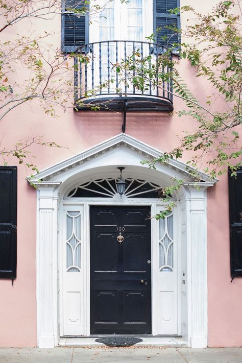 Weekend Reading. Black Paint For Front Door, Paint For Front Door, Interior Front Door Colors, Best Front Door Colors, Best Front Doors, Blush Walls, Front Door Paint Colors, Black Front Doors, Door Paint Colors