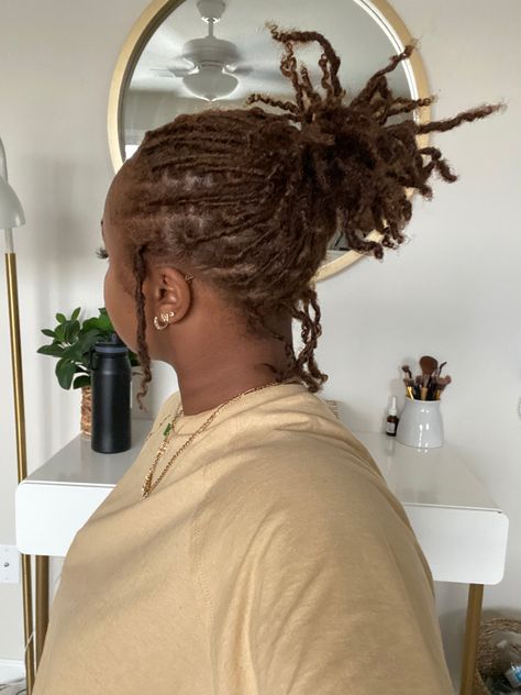 Locs With Brown Tips, Brown Colored Locs, Highlight Locs Black Women, Locs With Combed Out Ends, Hairstyles For Locs For Women Short, Brown Locs With Highlights, Chocolate Brown Locs, Dark Brown Locs, Light Brown Locs