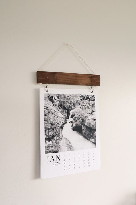 2025 Wood Calendar, Monthly Calendar, Mountain design, Vintage Wall decor, Black and white wood calendar, Vintage wood calendar design by ninasprojects on Etsy Photo Calendar Design, Monthly Calendar Design, Calendar Design Ideas Creative, Picture Calendar, Handmade Calendar, Calendar Frame, Gift Calendar, Calendar Wood, Paper Calendar