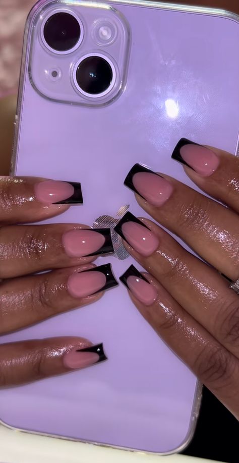 Pink And Black Nails Short Square, Pink With Black French Tip Nails, Medium Black French Tip Acrylic Nails, Nail Ideas French Tip Black, Mom Nails Short Square, Pink Acrylic With Black French Tip, Gel Nails Ideas Short Plain Color, Black French Tip Nails Medium Length, Nail Inspo Black Girls Short