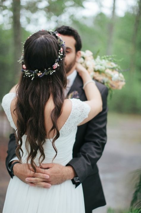 Boho Wedding Hairstyles, Braid Half Up Half Down, Crown Ideas, Diy Wedding Hair, Boho Wedding Hair, Boda Mexicana, Wedding Hairstyles With Veil, Wedding Hairstyles Half Up Half Down, Wedding Hair Flowers