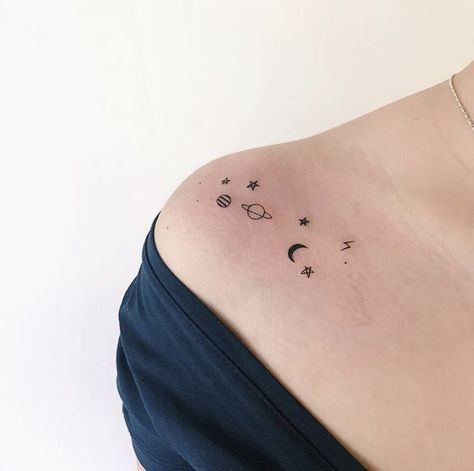 Shine Tattoo, Small Girly Tattoos, Planet Tattoos, Star Tattoo Designs, Парные Тату, Cute Tiny Tattoos, Small Hand Tattoos, Discreet Tattoos, Girly Tattoos