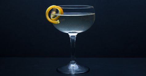 Get our recipe for a great Vesper. Learn everything you need to know to make a perfect Vesper. Vesper Cocktail, Gin Gimlet, Classic Gin Cocktails, Most Popular Cocktails, Popular Cocktails, Dry Martini, Cocktail Serving, Vodka Martini, Pisco Sour