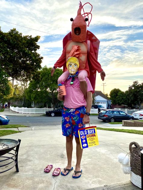 Shrimply the best couples costume! A Shrimp on the Barbie! Dunkin Donuts Costume, Donut Costume, Sushi Costume, Shrimp On The Barbie, Best Diy Halloween Costumes, Ken Barbie Doll, Clever Costumes, Diy Couples Costumes, Best Couples Costumes