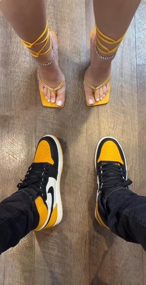 Couple Shoes Matching, Couple Sneakers, Date Night Outfit Classy, Couple Goals Teenagers Pictures, Shoes Heels Classy, Couple Shoes, Black Love Couples, Couple Goals Teenagers, Black Couples Goals