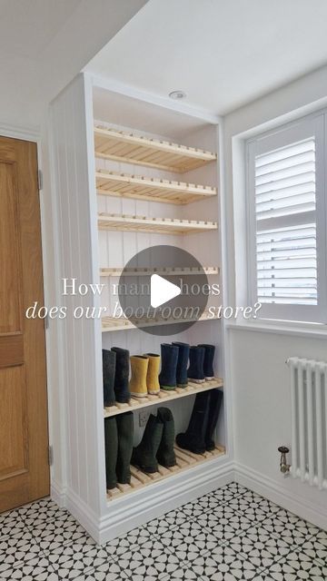 Jade Lisa Interiors on Instagram: "How many shoes does this one room hold?  72 pairs is how many 😂 24 in the custom built shoe rack, 8 in the shoe bench and 40 in an Ikea Pax cupboard (not shown here). Is that a high amount for a family of 6?! I have no idea 🙈🤷🏻‍♀️😂 All I know is that converting a portion of the garage into a bootroom was a very sensible idea 😂" Laundry Cupboard Ideas Built Ins, Pax Shoe Storage, Shoe Cupboard Ideas, Built In Shoe Cabinet, Built In Shoe Rack, Shoe Storage Small Closet, Shoe Storage Small, Shoe Cupboard, Family Of 6