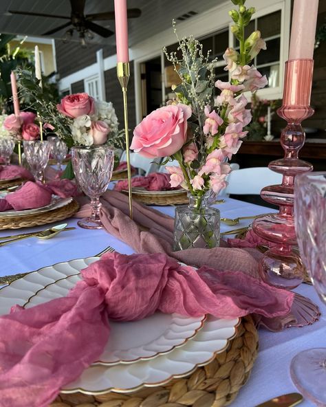 Let us bring your fairytale to life with our enchanting table settings. Immerse yourself and your guests in an elegant candlelit experience. Follow us for more captivating event inspiration! 📍 SoCal #tabledecorations #tablesetting #gardenparty #partydecorations #partycoordinator #partyplanner #birthday #bridalshower #babyshower #weddingplanner #floral #flowerarrangement #centerpieces #centerpiece #quincenera #sweet16 #birthday #birthdayparty #candlelight Floral Table Centerpieces For Party, Pink Floral Table Setting, Pink Table Set Up, Birthday Table Set Up, Backyard Karaoke, Sweet 16 Table Centerpieces, Elegant Birthday Party Decorations, Floral Birthday Theme, Garden Party Centerpieces