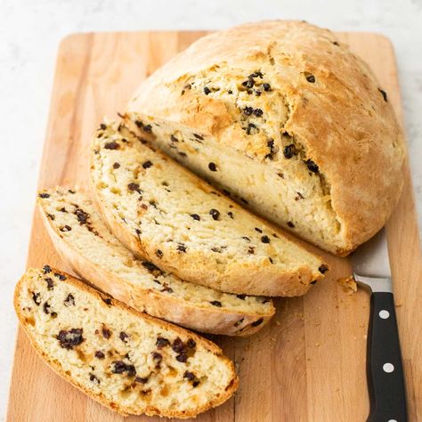 Irish Soda Bread with Raisins {Oven or Bread Machine} Bread Maker Irish Soda Bread, Bread Machine Soda Bread Recipe, Irish Soda Bread In Bread Machine, Irish Soda Bread Machine Recipe, Irish Soda Bread With Raisins, Irish Soda Bread Recipe Bread Machine, Irish Shortbread Cookies, Irish Shortbread, Soda Bread With Raisins