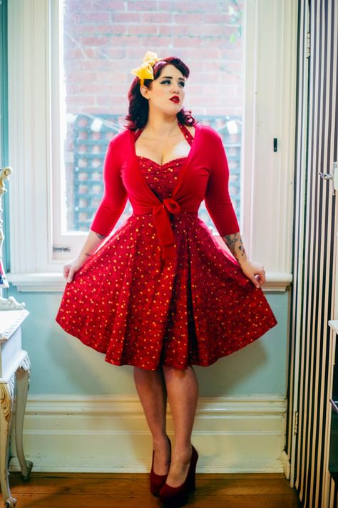 Curves to Kill...: Haute Spring Flings Plus Size Pinup Outfits Ideas, Plus Size Pin Up, Plus Size Retro Fashion, Pinup Style Clothing, Rockabilly Fashion Plus Size, Rockabilly Women, Pinup Inspiration, Plus Size Vintage Fashion, Plus Size Pinup