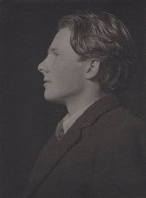 Rupert Brooke, Rugby School, Greek Plays, Bloomsbury Group, Small Booklet, National Portrait Gallery, Vintage Portraits, Portrait Gallery, Character Names