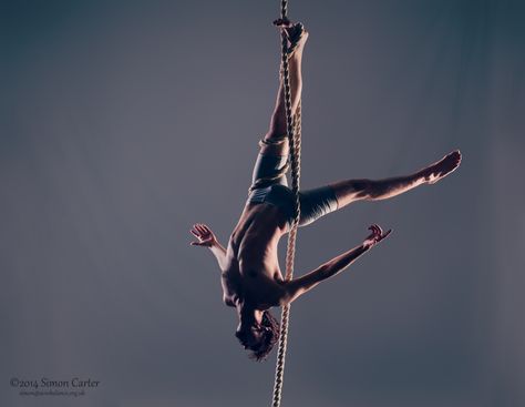 ◄ TIMOFEI ► Aerial Ethereal Aerial Acrobatics, Outdoors Tattoos, Landscape Photography Tips, Outdoors Tattoo, Aerial Silks, Quotes Humor, Human Poses Reference, Wedding Tattoos, Figure Poses