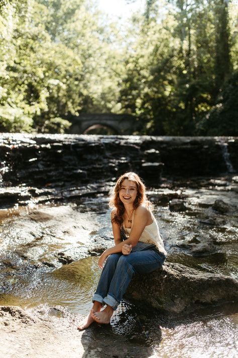 Sharonwoods Cincinnati Ohio portrait photoshoot. Cincinnati Ohio senior photoshoot. Waterfall Senior photoshoot. Midwest waterfall senior photoshoot. Hippie Senior Pictures, Outdoor Photoshoot Inspiration, Outdoor Senior Pictures, Natural Portrait, Creative Senior Pictures, Senior Photoshoot Poses, Summer Senior Pictures, Unique Senior Pictures, Senior Portraits Girl