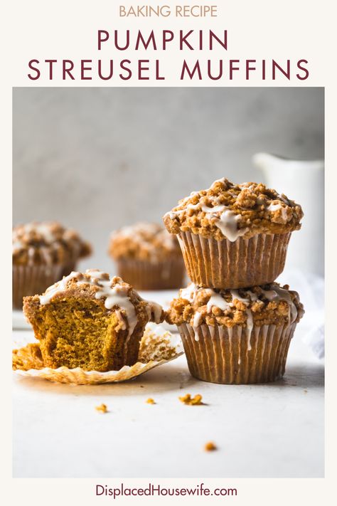 Super moist, easy to throw together Pumpkin Streusel Muffins recipe that is loaded with fall spices!! xo Pumpkin Chocolate Chip Muffin Recipe, Pumpkin Apple Muffins, Moist Pumpkin Muffins, Pumpkin Streusel, Pumpkin Streusel Muffins, Apple Pumpkin, Muffins Recipes, Streusel Muffins, Pumpkin Chocolate Chip Muffins