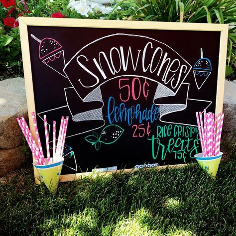 After begging to do a Snow Cone/Lemonade stand, she finally got to do it today!🍧🍋 I had some fun with chalk markers! 🤗 Snow Cone Stand Ideas Signs, Snow Cone Sign Ideas, Snowcone Ideas, Snowcone Stand, Snowball Stand, Snow Cone Stand, Turkey Bowl, Stitch Birthday, Moana Birthday Party