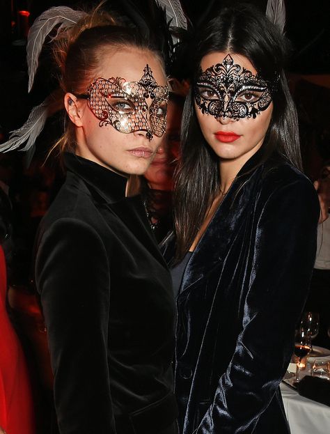 Kendall Jenner and Cara Delevingne in London October 2015 | POPSUGAR Celebrity Masquerade Party Outfit, Model Behavior, Gothic Chic, Masked Ball, Lace Mask, Lip Ring, Masquerade Party, Masquerade Mask, Masquerade Ball