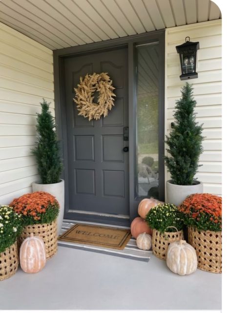 Porch Fall Decor, Small Porch Decorating, Front Porch Makeover, Painted Patio, Porch Makeover, Fall Front Porch Decor, Small Front Porches, Casa Exterior, Concrete Porch