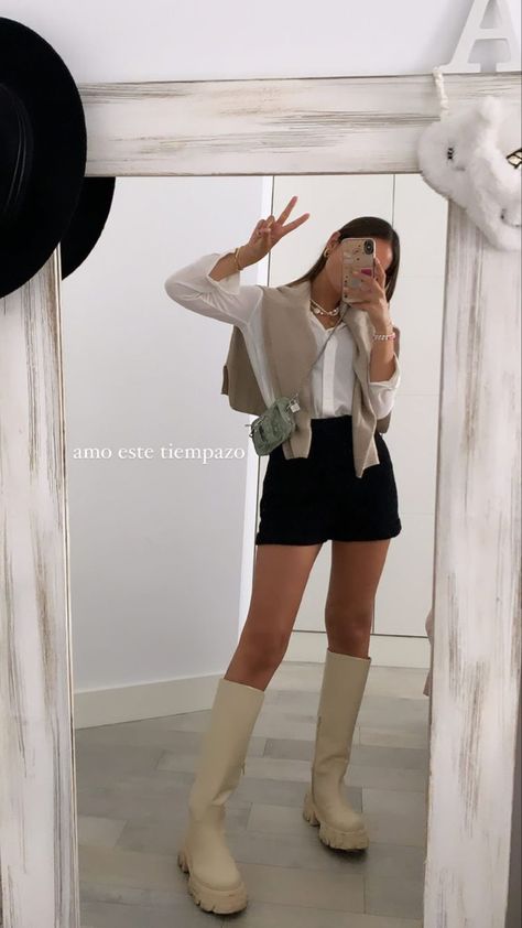 Aina Simon, Beige Boots Outfit, Long Boots Outfit, White Boots Outfit, Outfit Botas, Beige Boots, Winter Fashion Outfits Casual, Cold Outfits, Fashion Mistakes