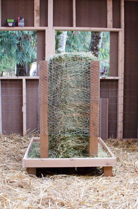 Square bale hay feeder for goats! Diy Hay Feeder, Sheep Feeders, Goat Hay Feeder, Rabbit Houses, Cattle Feeder, Goat Feeder, Goat Playground, Horse Feeder, Goat Pen