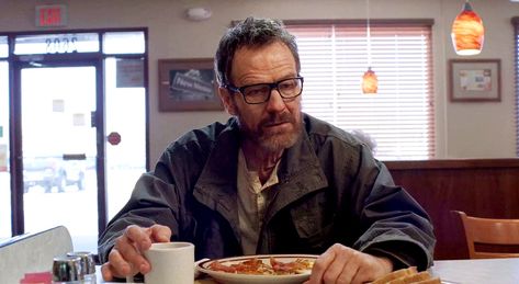 breaking+bad+denny's | money for a package he leaves his denny s server Breaking Bad Avatar, Walter White Icon, Dennys Tumblr, Breaking Bad Season 5, Beaking Bad, Breaking Bad Seasons, 52nd Birthday, Better Call Saul Breaking Bad, Pushing Daisies