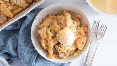 Gluten Free Apple Cobbler - Create Kids Club Gluten Free Apple Cobbler, Best Apples For Baking, Gluten Free Apple, Easy Gluten Free Desserts, Apple Peeler, Apple Cobbler, Fruit Cobbler, Honeycrisp Apples, Apple Cider Donuts