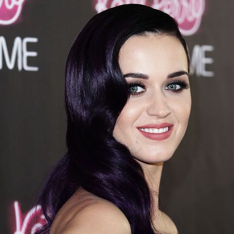 Violet Black Hair Color, Katy Perry Hair Color, Katy Perry Purple Hair, Violet Black Hair, Deep Plum Hair, Dark Hair Color Ideas, Katy Perry Hair, Dark Hair Color, Purple Hair Color Ideas