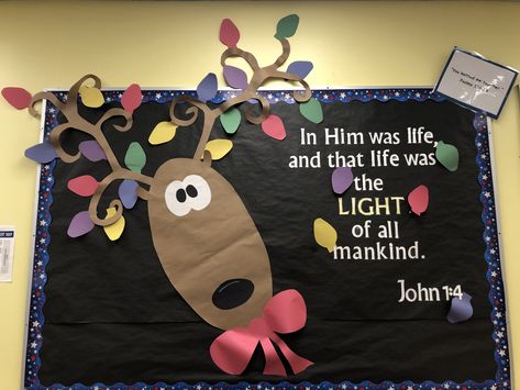 Rudolph Bulletin Board Ideas, Religious Christmas Bulletin Boards, Christian Christmas Door Decorations, Christian Christmas Bulletin Boards, Christmas Bulletin Board Ideas Christian, Bulletin Board Christmas Ideas, Christmas Sunday School Bulletin Boards, Christian Christmas Bulletin Board Ideas, Reindeer Bulletin Board