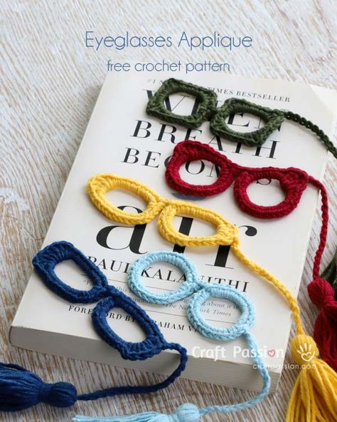 Crochet Bookmarks Free Patterns, Easy Crochet Bookmarks, Crochet Applique Patterns Free, Penanda Buku, Crochet Bookmark Pattern, Crochet Bookmarks, Crochet Books, Single Crochet Stitch, Crochet Applique