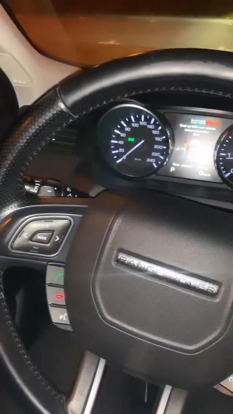 Range rovet [Video] | Range rover, Driving photography, Driving pictures Range Rover Steering Wheel Snapchat, Range Rover Driving Video, Range Rover Driving Snapchat, Range Rover Snapchat Story, Range Rover Snapchat, Range Rover Driving, Driving Range Rover, Driving Snapchat, Range Rover Aesthetic