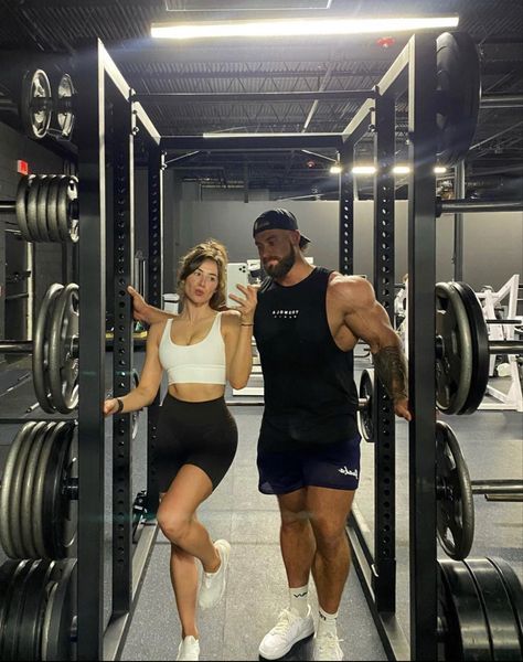 Courtney King, Gym Motivation Wallpaper, Chris Bumstead, Gym Couple, Bodybuilding Pictures, Muscle Boy, Concept Clothing, Healthy Marriage, Gym Fits